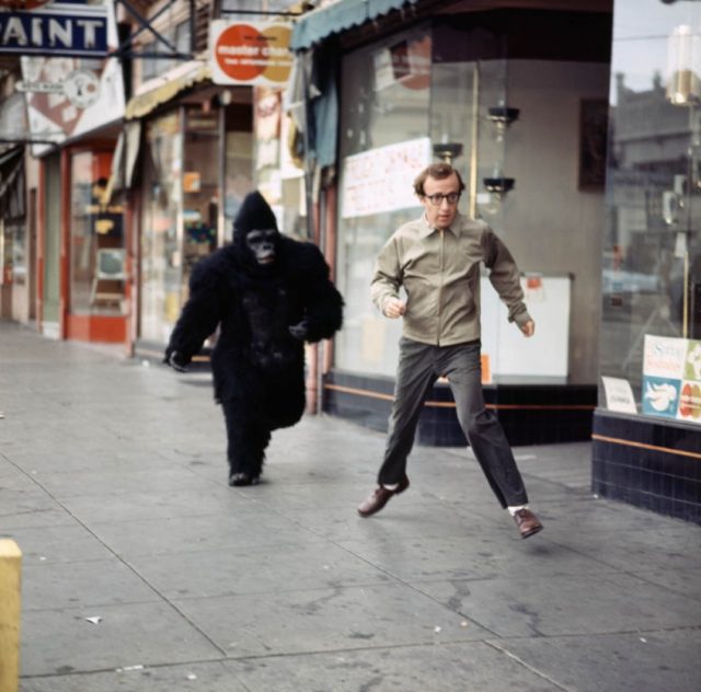 Woody-Allen-chased-by-a-Gorilla