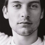 tobey-maguire-celebrity-man-actor-black-and-white